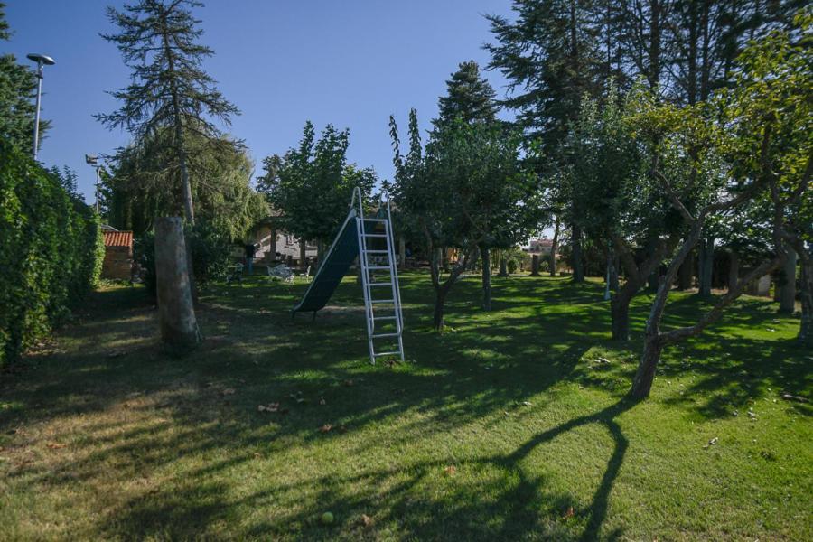 El Chalet De Gloria Santa Marta de Tormes Eksteriør billede